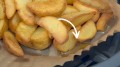 Papierowe wkłady do frytkownicy beztłuszczowej Gosia skutecznie zatrzymują tłuszcz i resztki jedzenia, chroniąc dno urządzenia przed zabrudzeniem. Wybierz czyste pieczenie w Air Fryerze ze sprytnymi patentami Gosia!
